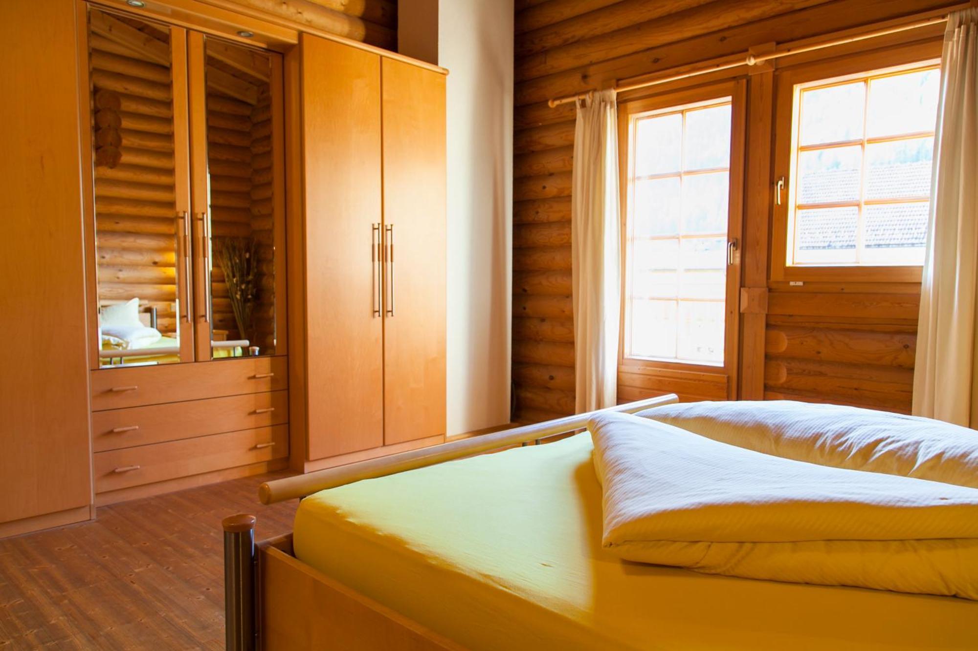 Camping Dreilaendereck Blockhuetten & Apartments リート・イム・オーバーインタール 部屋 写真