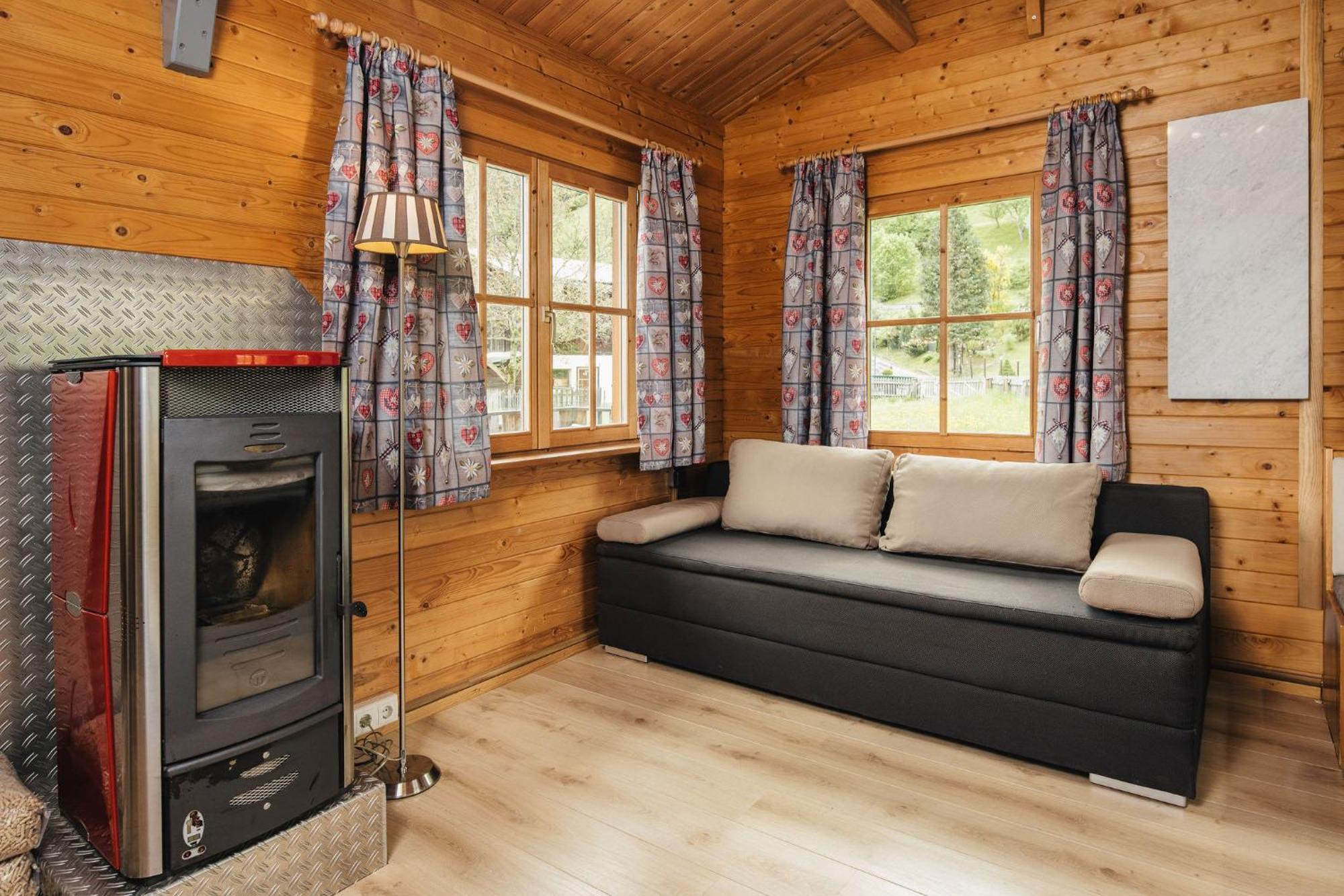 Camping Dreilaendereck Blockhuetten & Apartments リート・イム・オーバーインタール エクステリア 写真