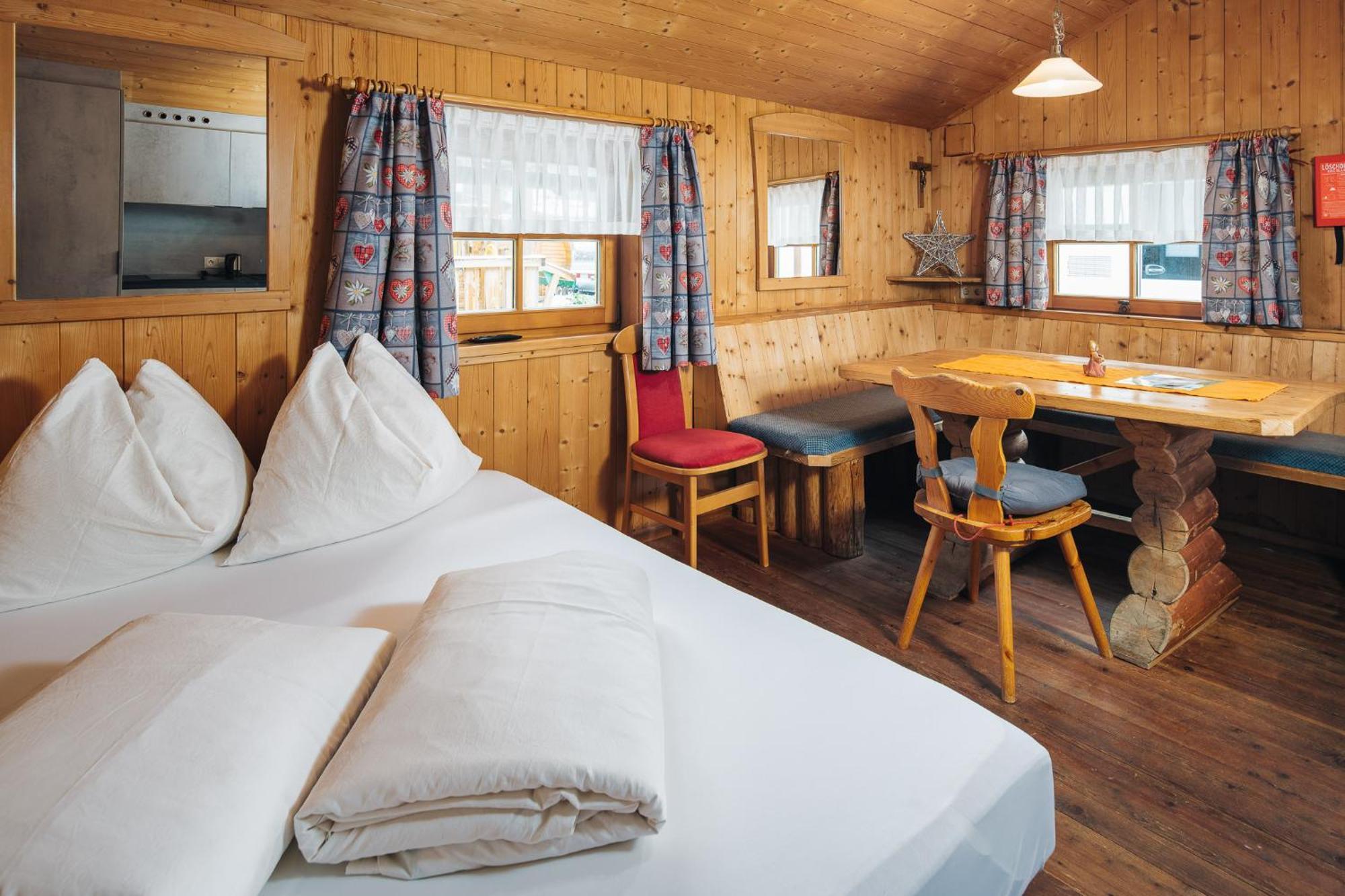 Camping Dreilaendereck Blockhuetten & Apartments リート・イム・オーバーインタール エクステリア 写真