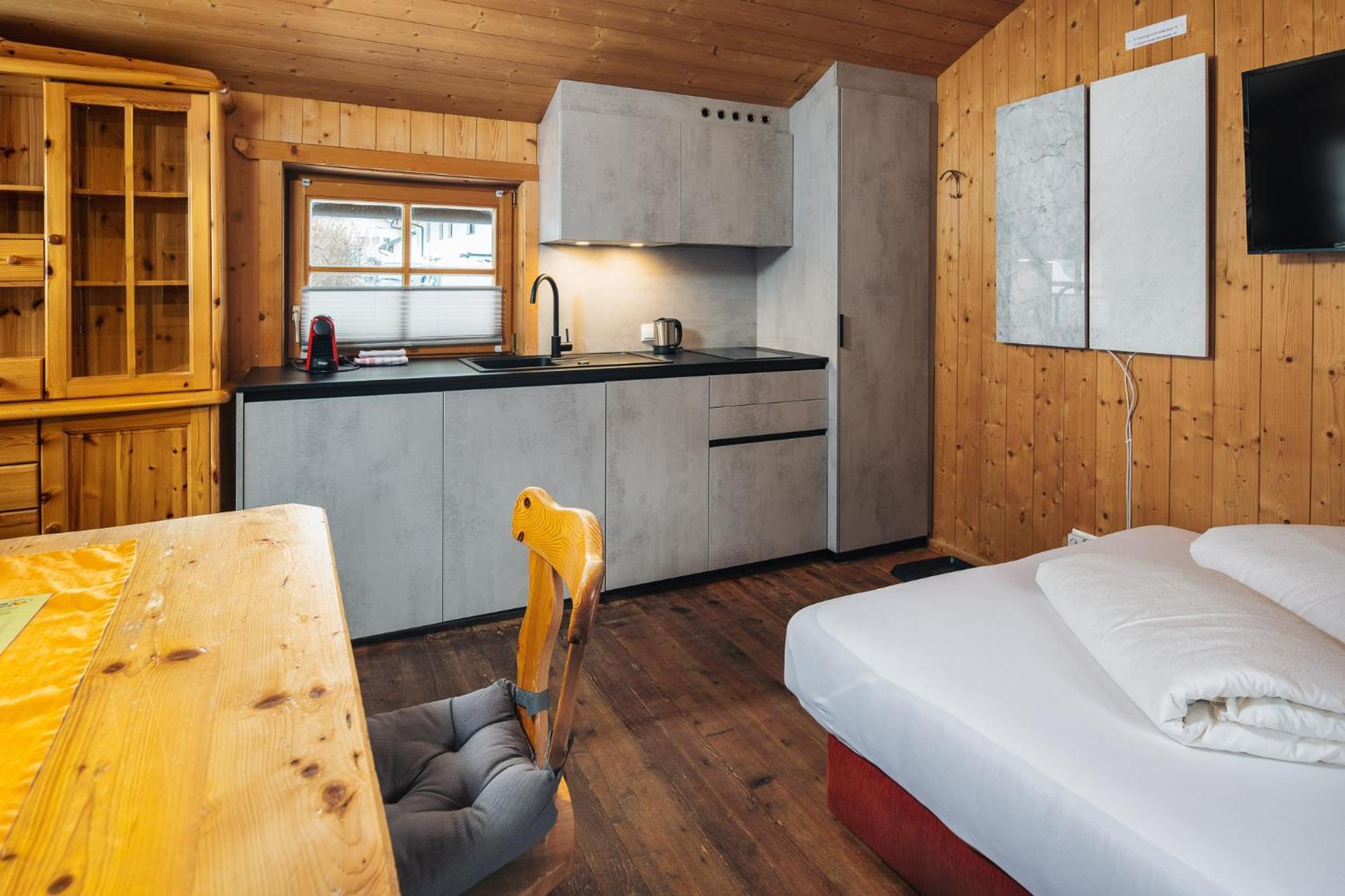 Camping Dreilaendereck Blockhuetten & Apartments リート・イム・オーバーインタール エクステリア 写真